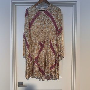 Gorgeous printed dress